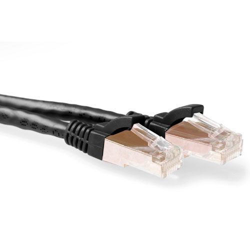 Zwarte 3 meter SFTP CAT6A patchkabel snagless met RJ45 connectoren - PolyBag